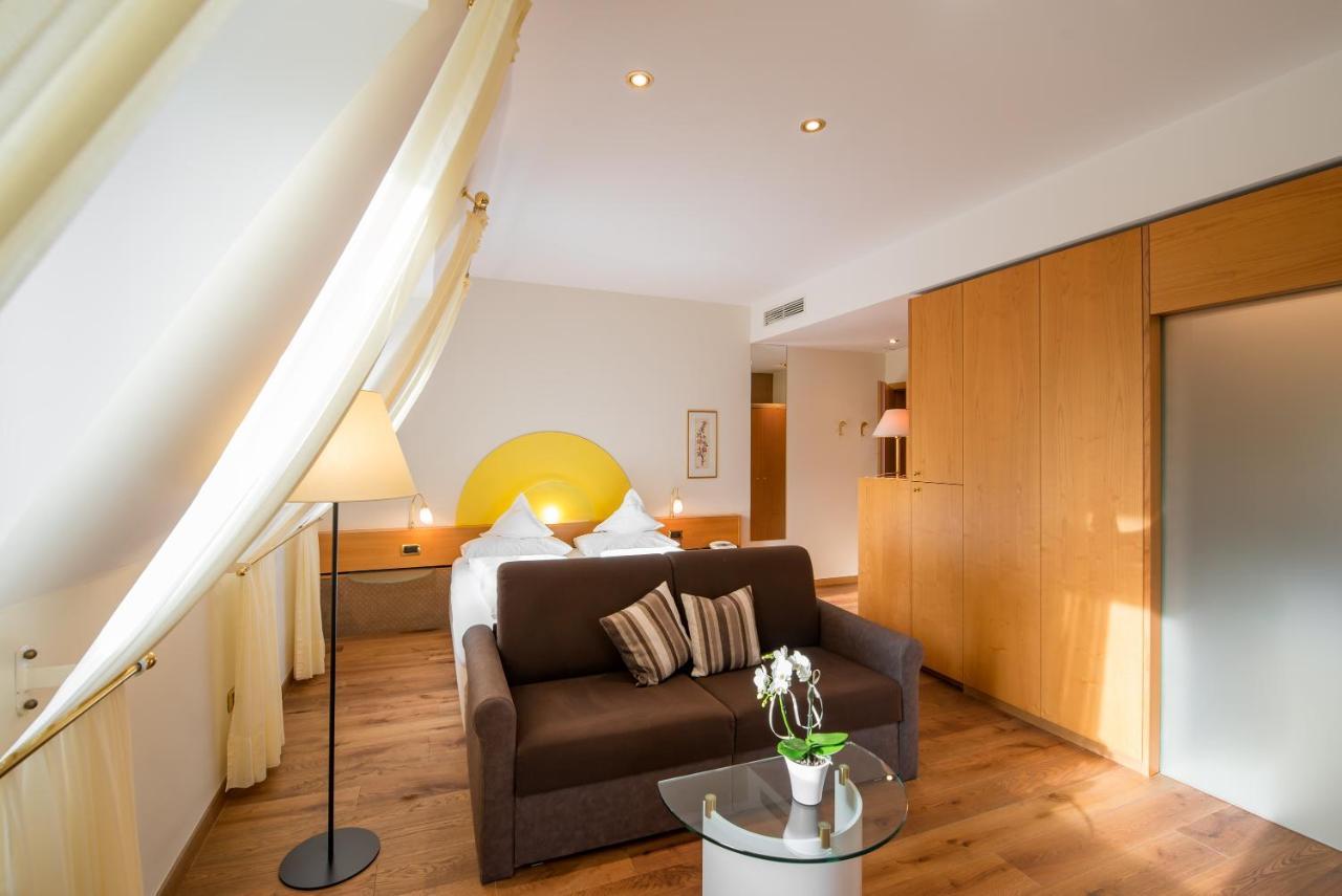 Hotel Sonnenhof Merano Bagian luar foto