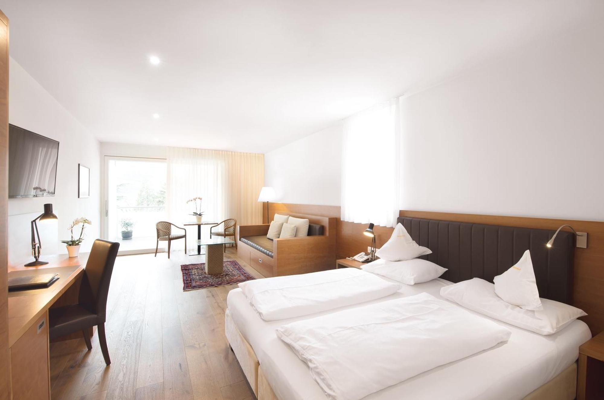 Hotel Sonnenhof Merano Bagian luar foto