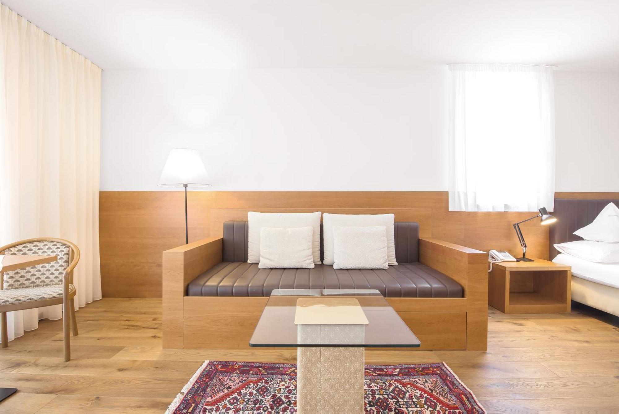 Hotel Sonnenhof Merano Bagian luar foto