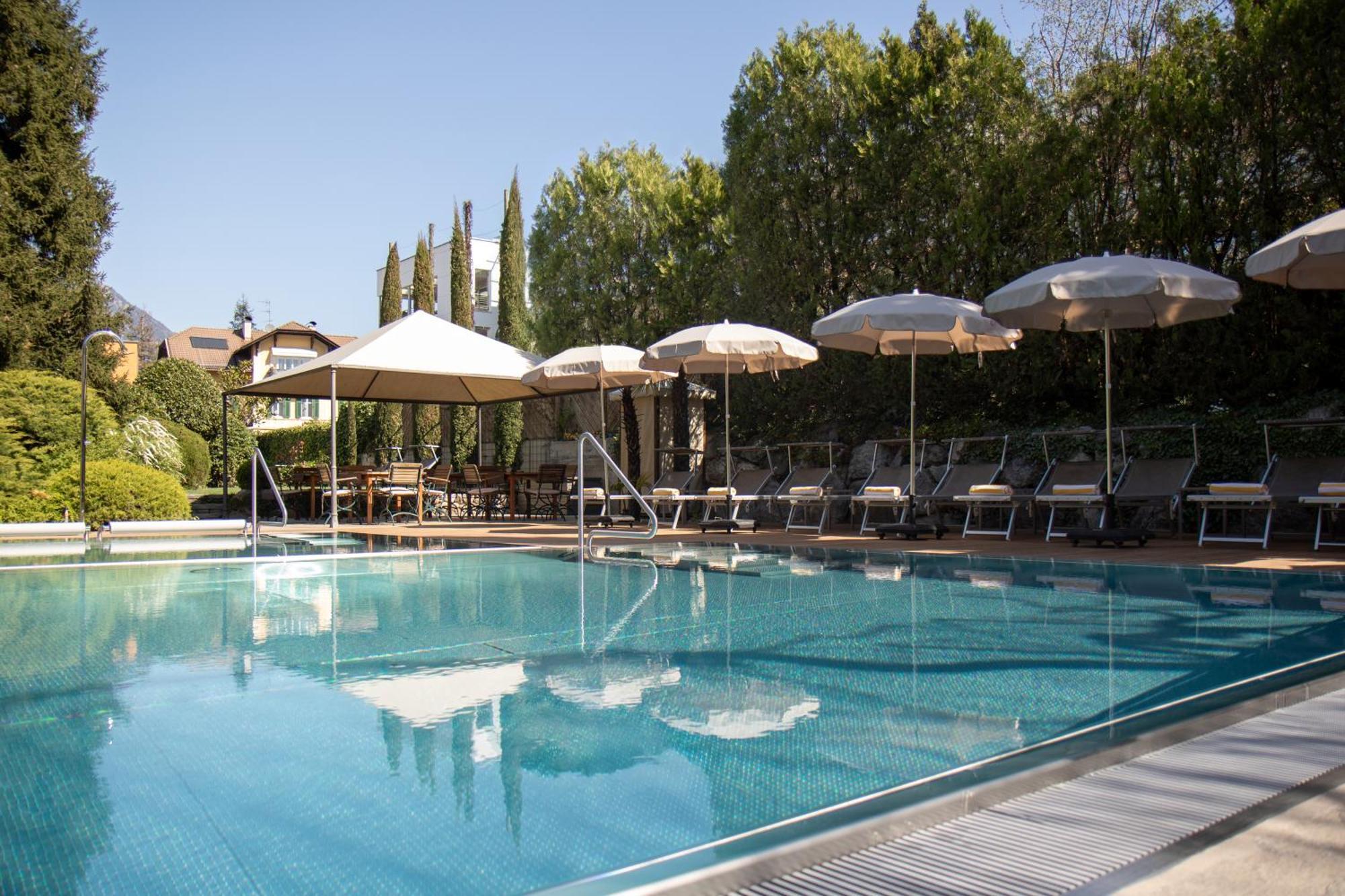 Hotel Sonnenhof Merano Bagian luar foto