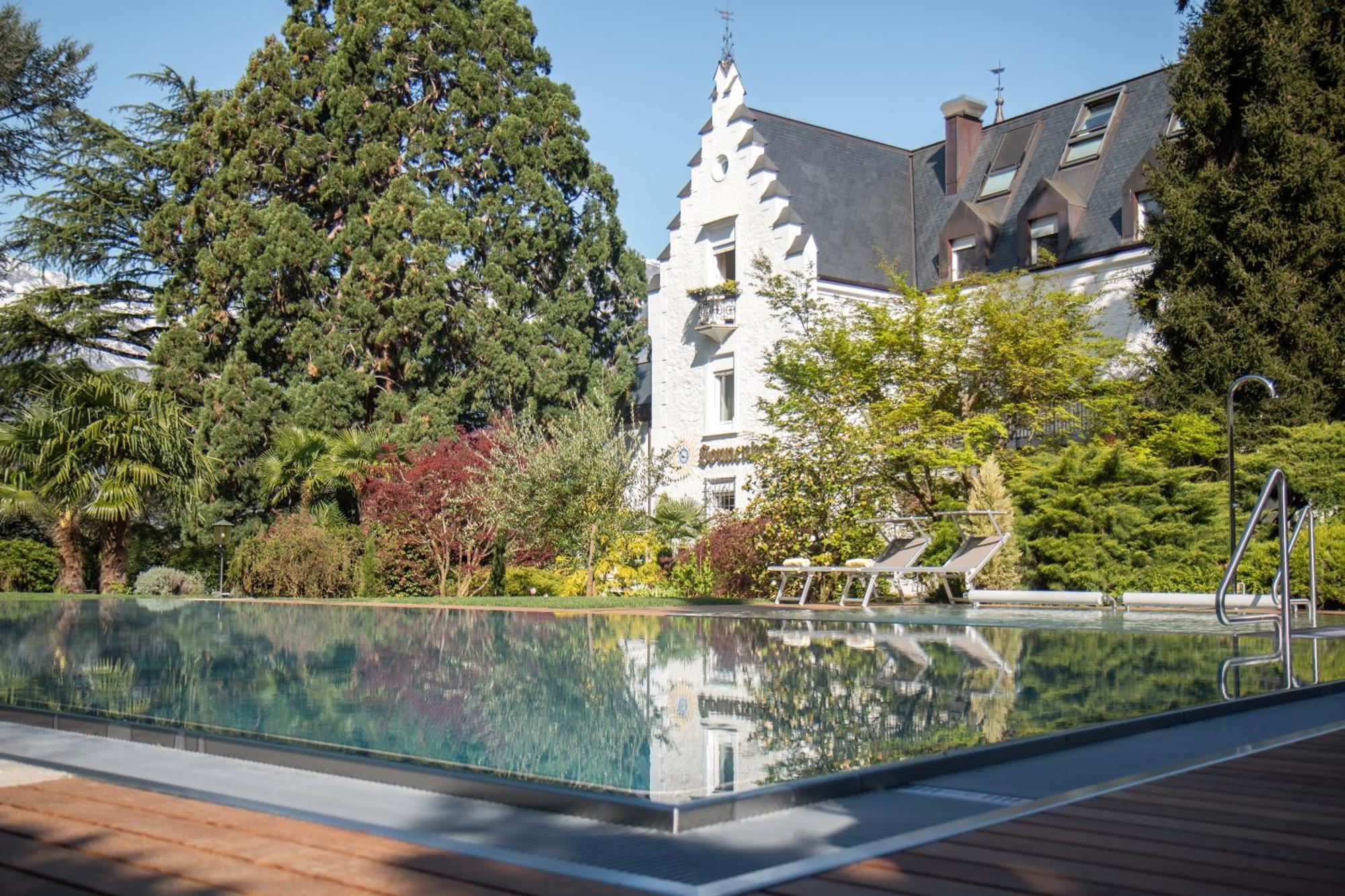 Hotel Sonnenhof Merano Bagian luar foto