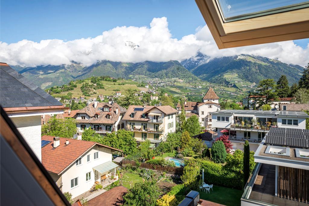 Hotel Sonnenhof Merano Bagian luar foto
